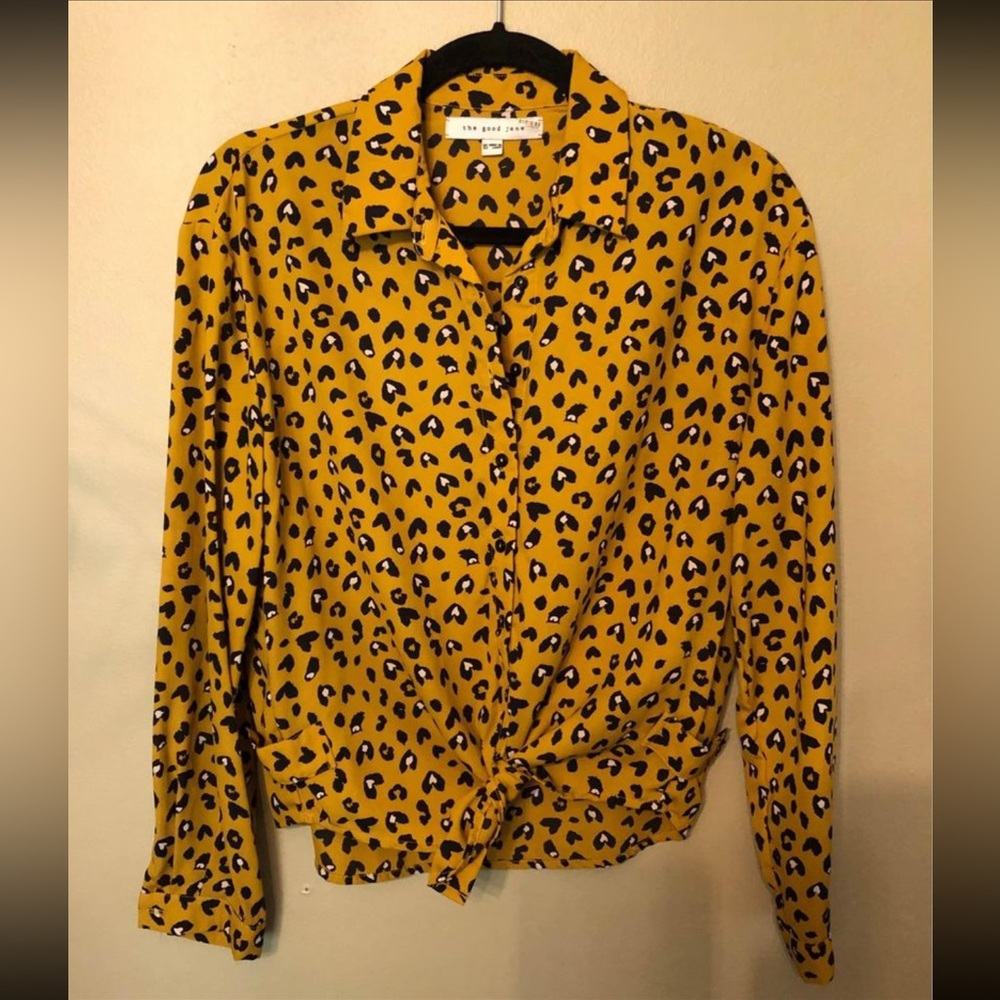 New The Good Jane Printed Button Down Top